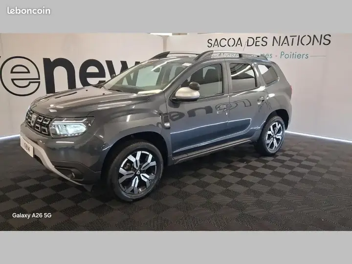 Dacia Duster 2022 photo 2