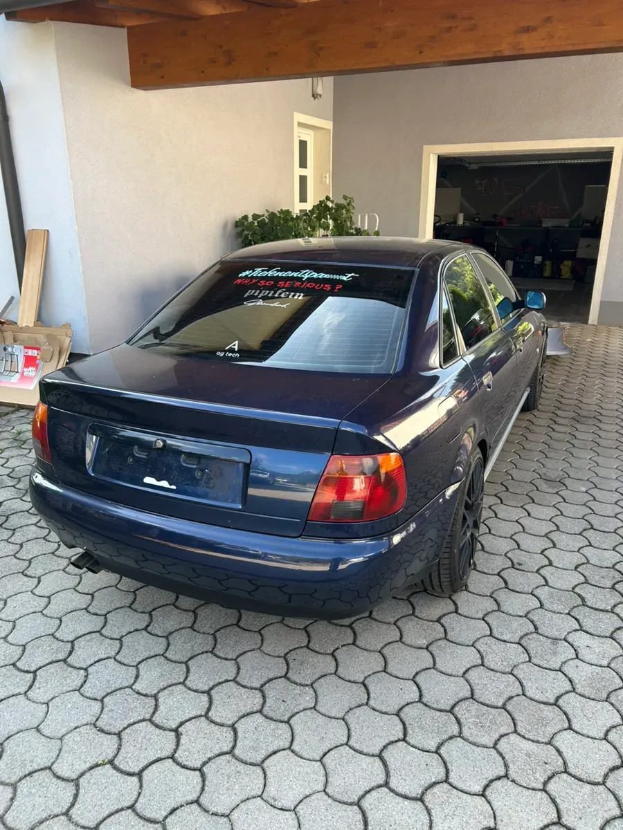 Audi A4 Allroad 1995 photo 2