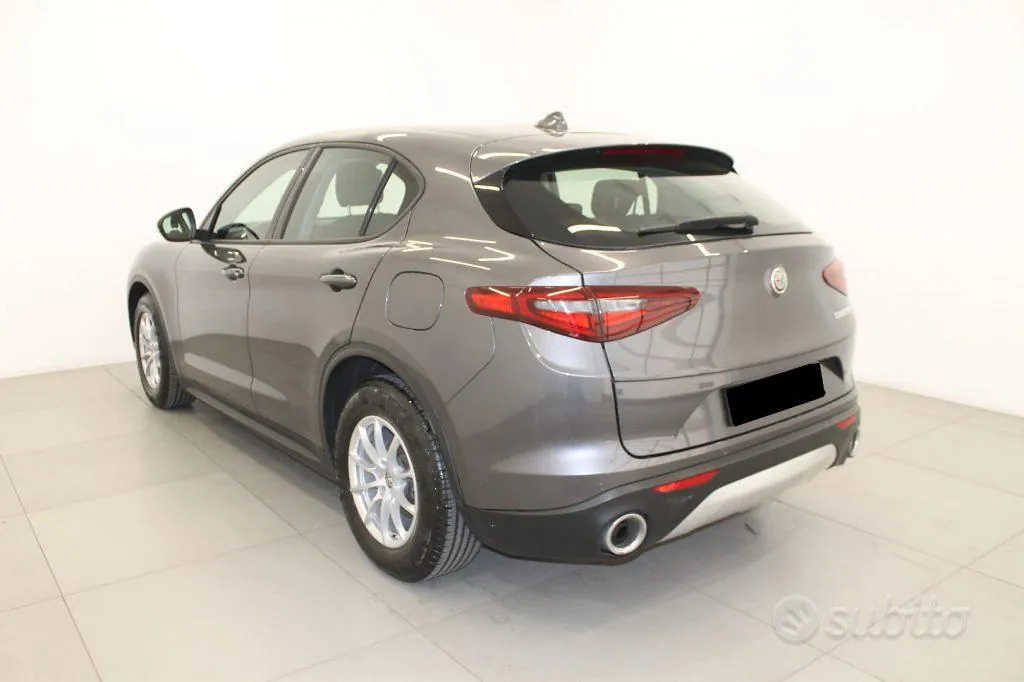 Alfa Romeo Stelvio 2018 photo 5