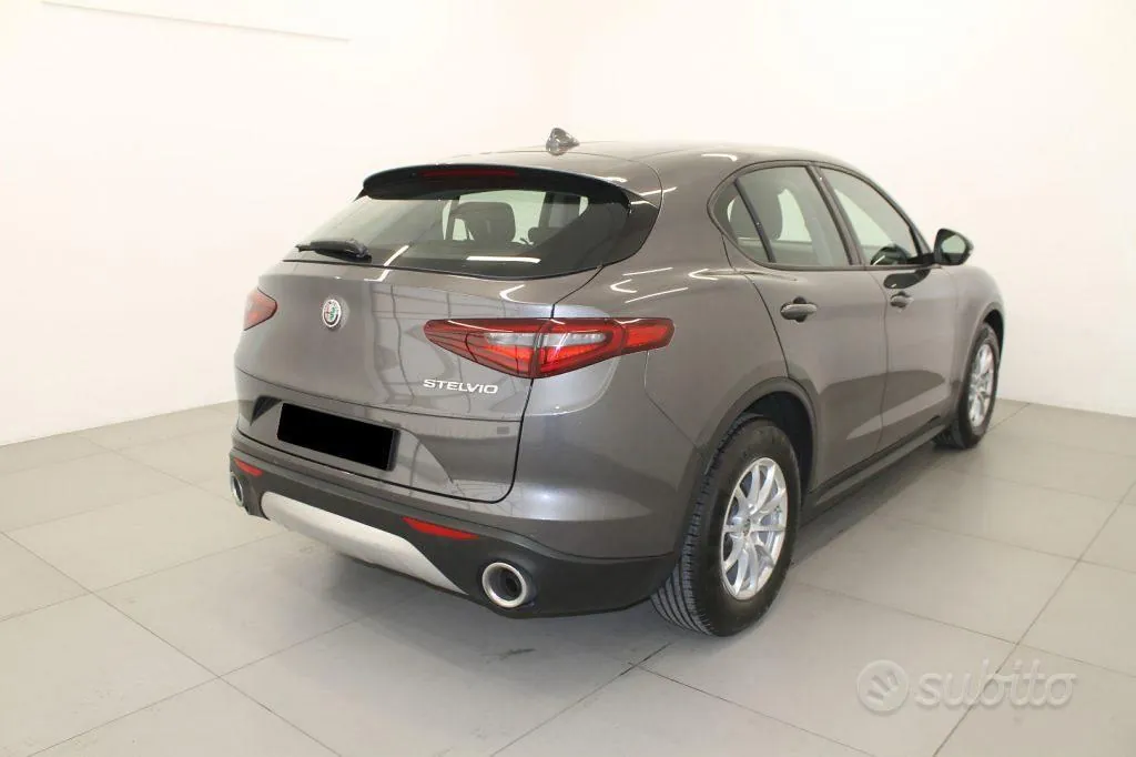 Alfa Romeo Stelvio 2018 photo 4