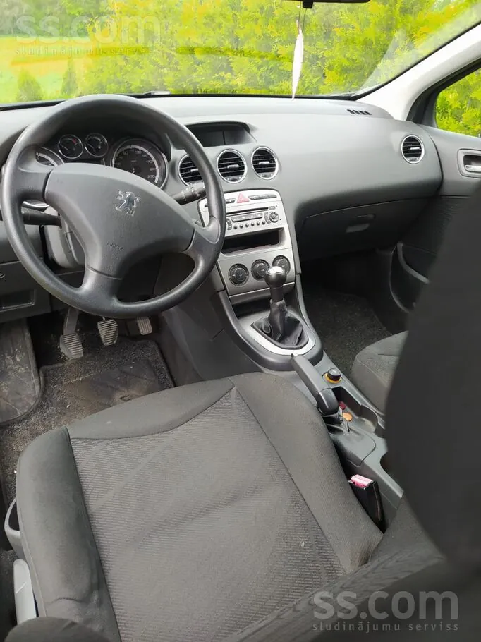 Peugeot 308 2008 photo 3