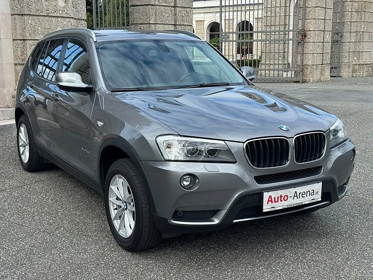 BMW X3 2012 photo 2