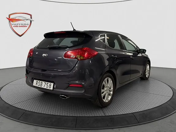 Kia Ceed 2015 photo 5
