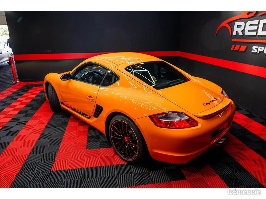 Porsche Cayman 2010 photo 4
