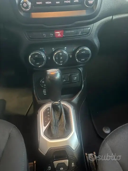 Jeep Renegade 2017 photo 5