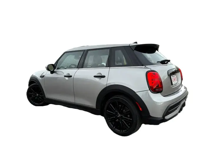 Mini Cooper S 2023 photo 2