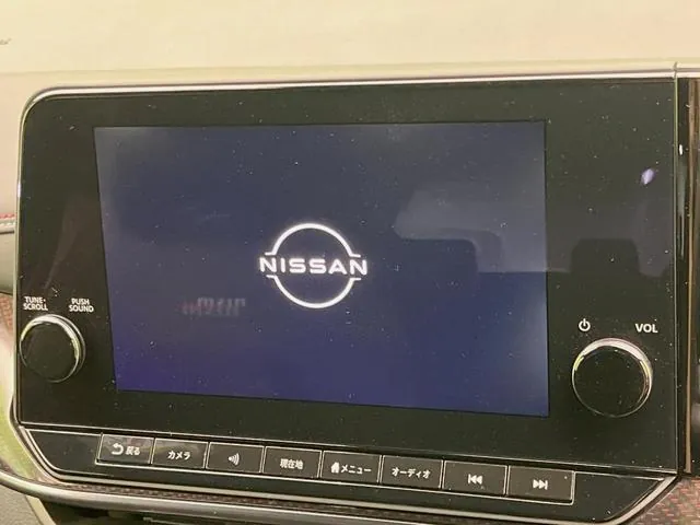 Nissan Aura 2022 photo 3