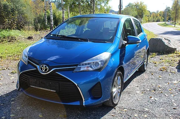 Toyota Yaris 2014 photo 2