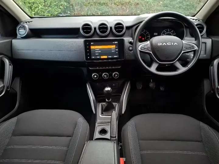 Dacia Duster 2024 photo 3