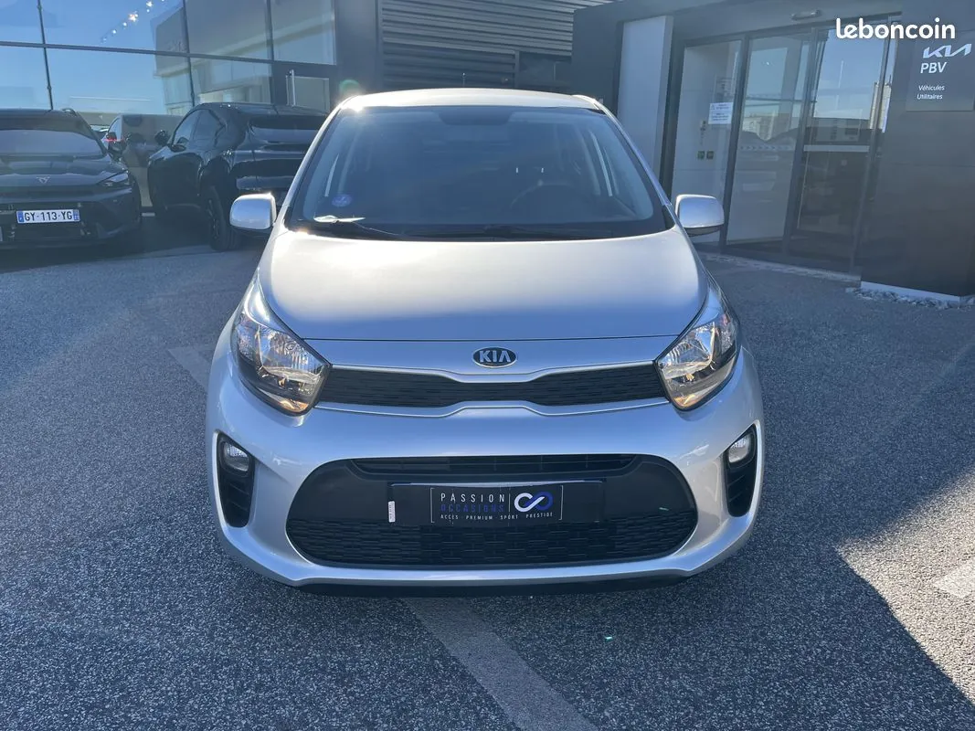 Kia Picanto 2021 photo 2