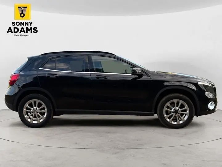 Mercedes-Benz Gla 2017 photo 3