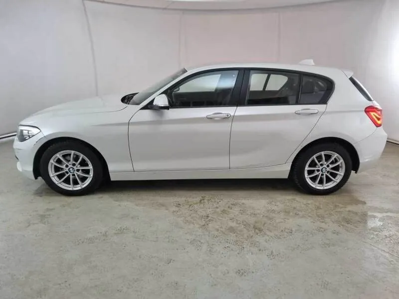 BMW 116D 2019 photo 3