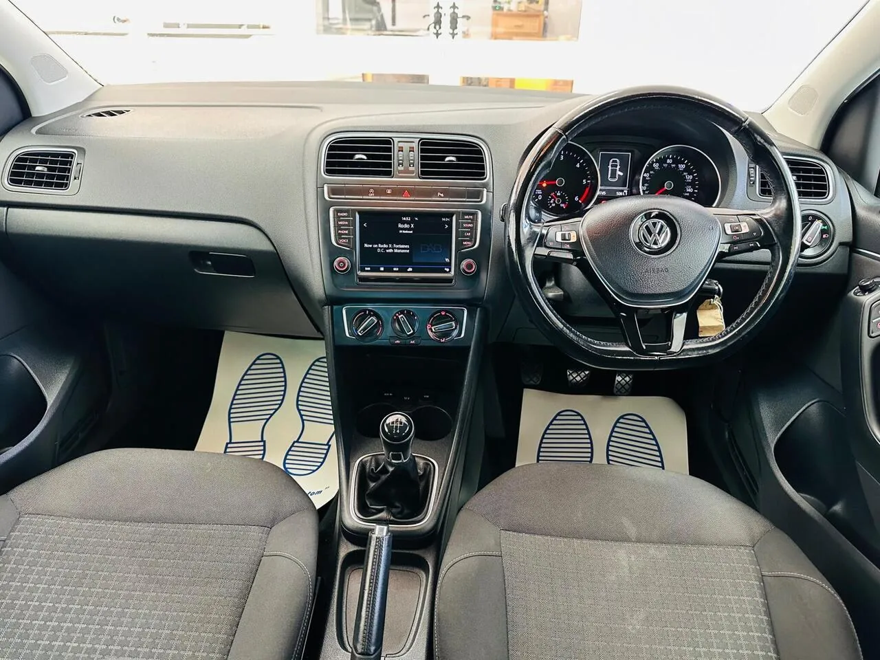 Volkswagen Polo 2017 photo 3