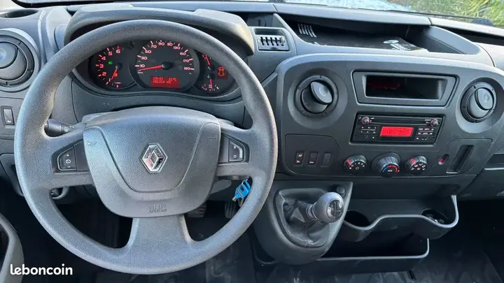 Renault Master 2018 photo 4