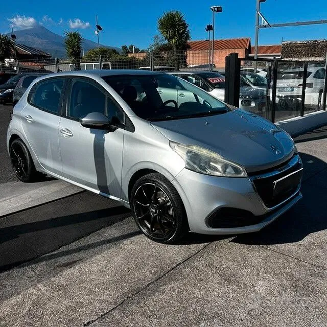 Peugeot 208 2016 photo 4