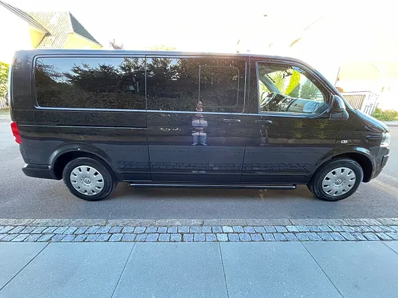 Volkswagen Caravelle 2011 photo 4
