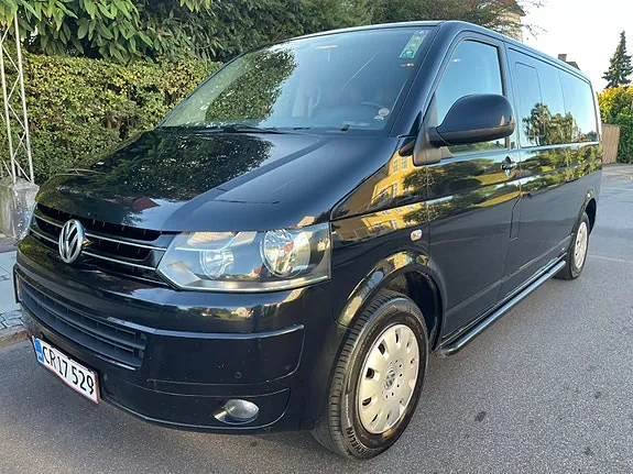 Volkswagen Caravelle 2011 photo 2