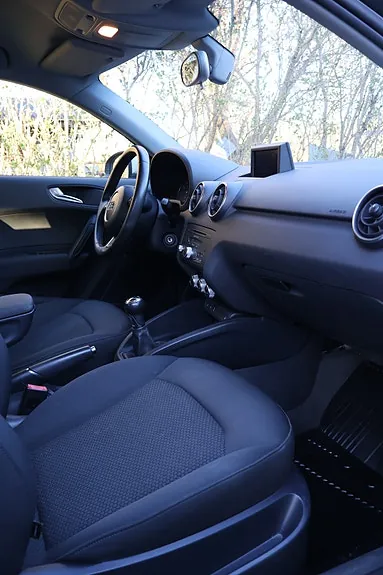 Audi A1 2012 photo 3