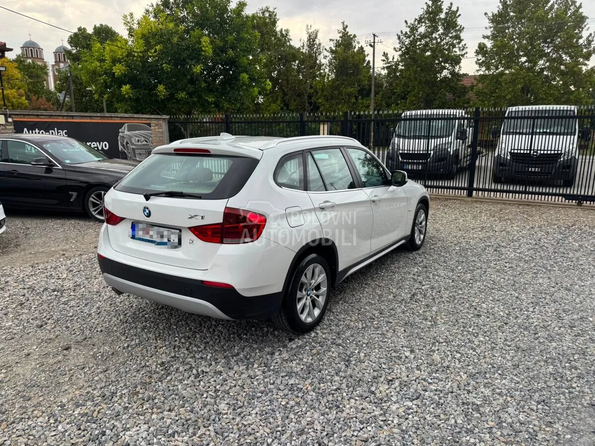 BMW X1 2012 photo 5