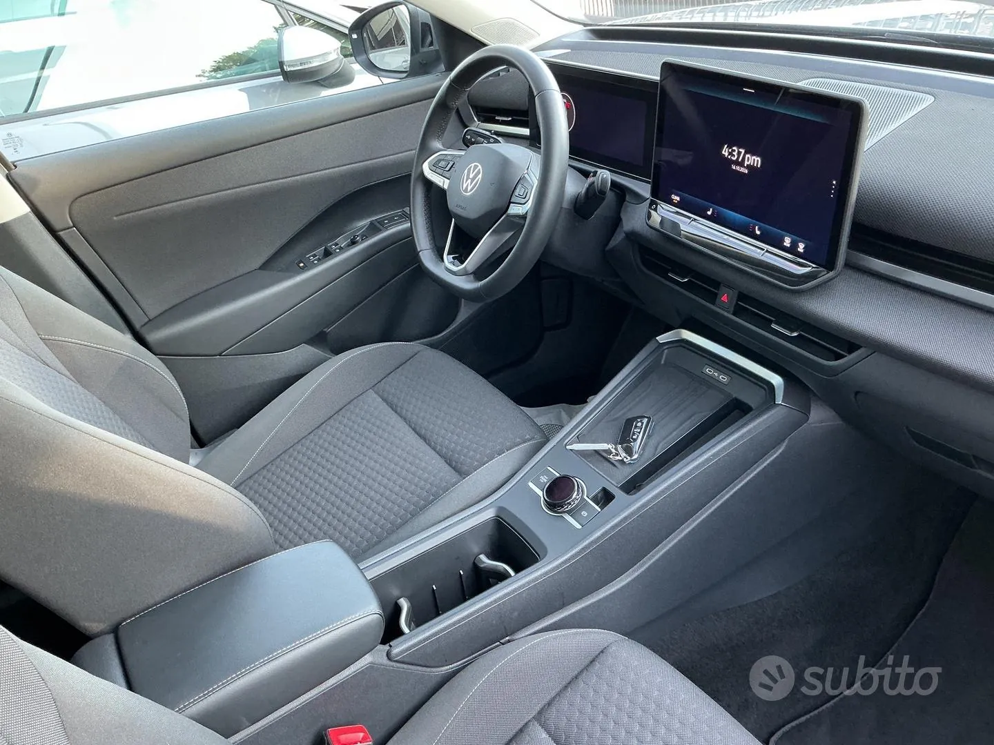 Volkswagen T-Roc 2026 photo 5