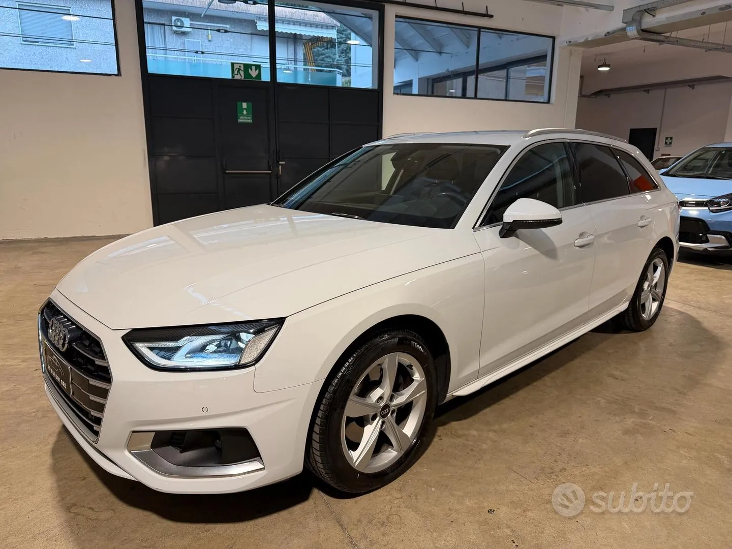 Audi A4 2021 photo 3