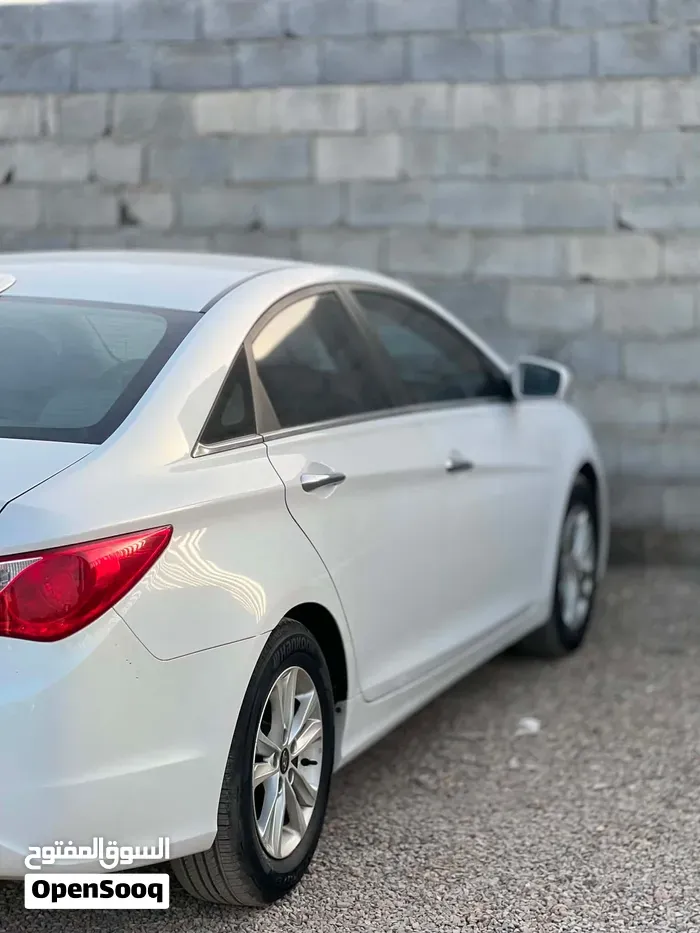 Hyundai Sonata 2011 photo 5