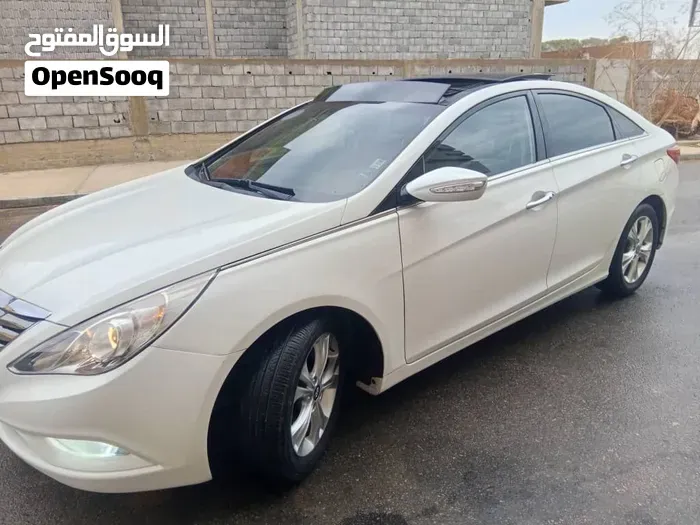 Hyundai Sonata 2011 photo 3