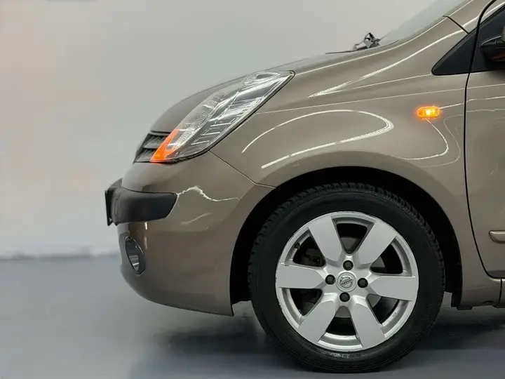 Nissan Note 2006 photo 4