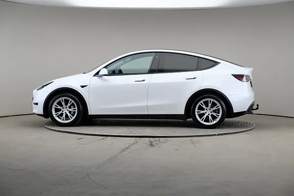 Tesla Model Y 2023 photo 4