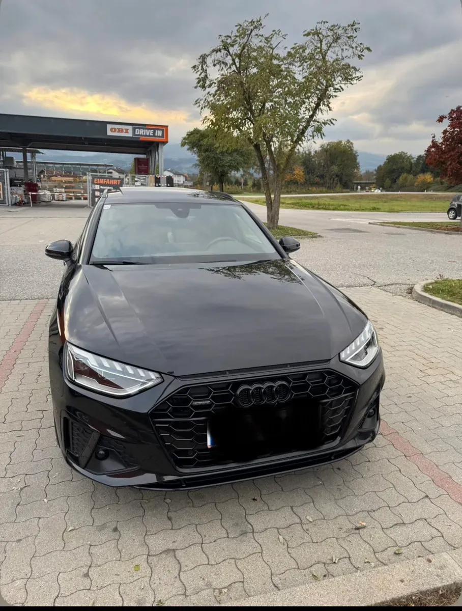 Audi A4 2021 photo 2