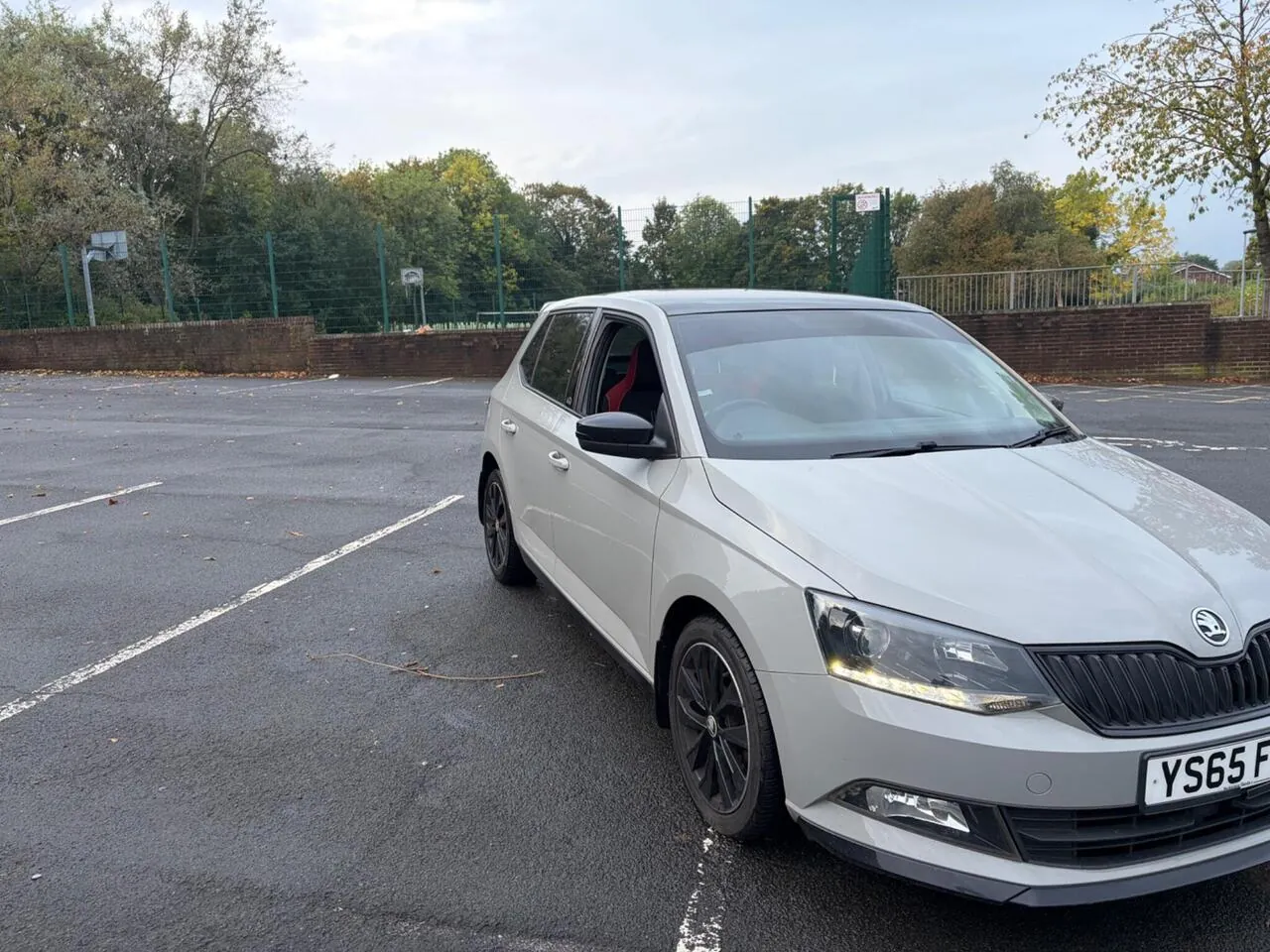 Skoda Fabia 2015 photo 2