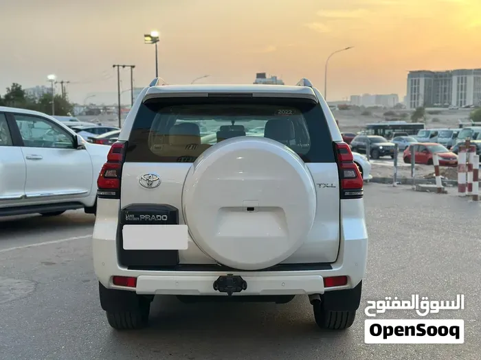 Toyota Prado 2022 photo 4