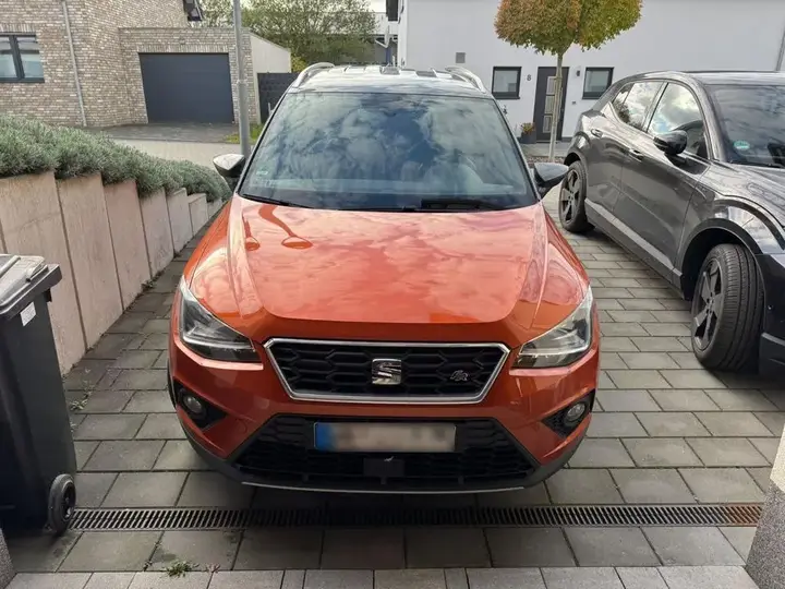 Seat Arona