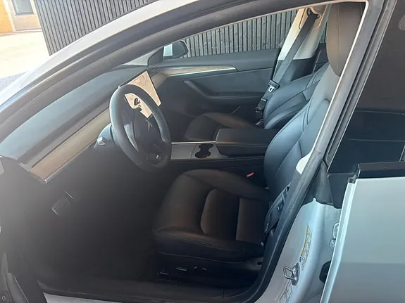 Tesla Model 3 2021 photo 5