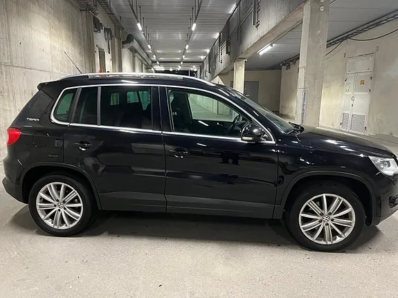 Volkswagen Tiguan 2011 photo 5