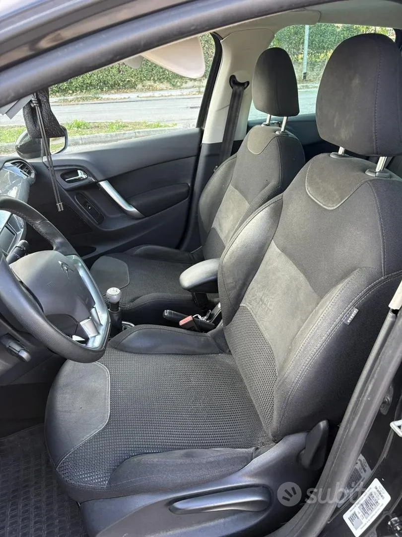 Citroen C3 2011 photo 4