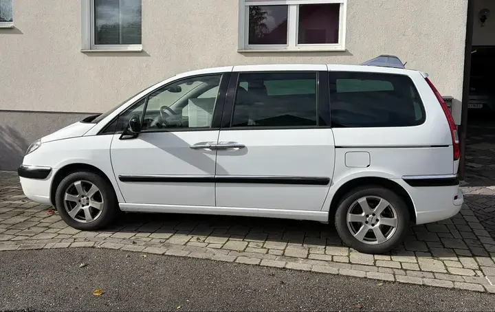 Citroen C8 2014 photo 2