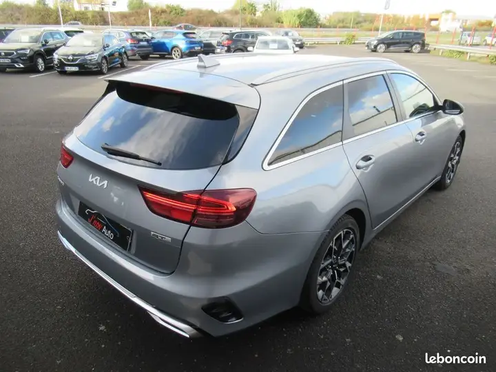 Kia Ceed 2024 photo 4