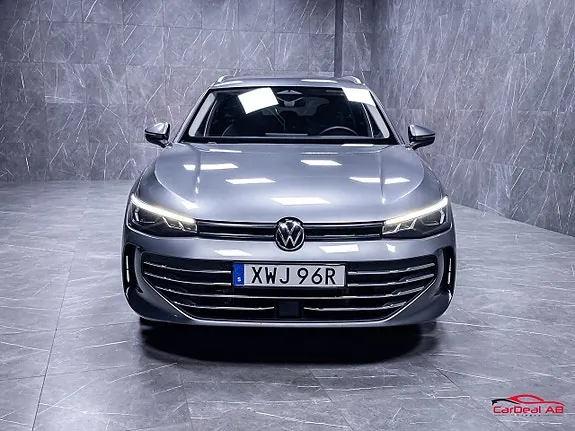 Volkswagen Passat 2025 photo 2