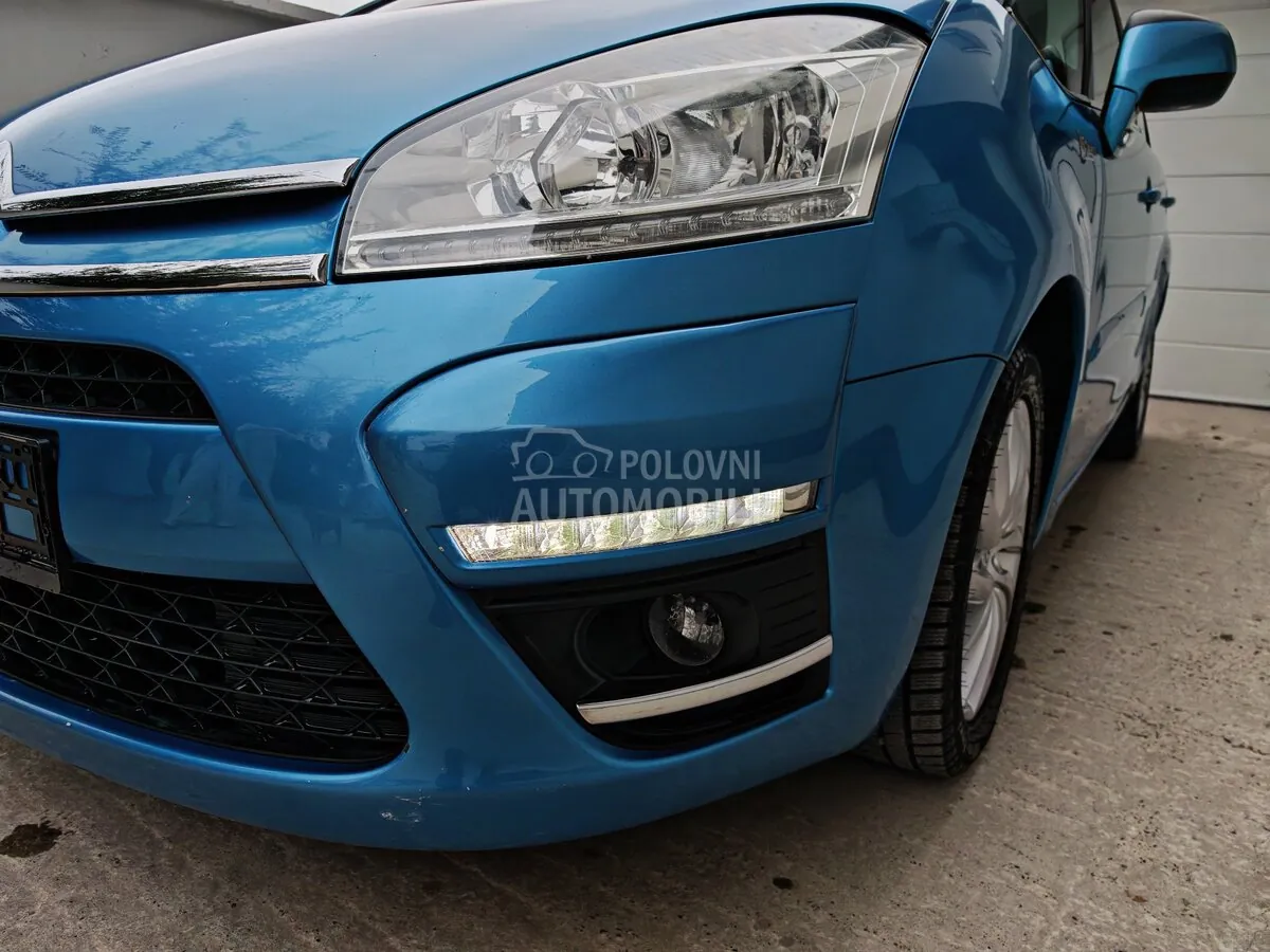 Citroen C4 Picasso 2011 photo 4