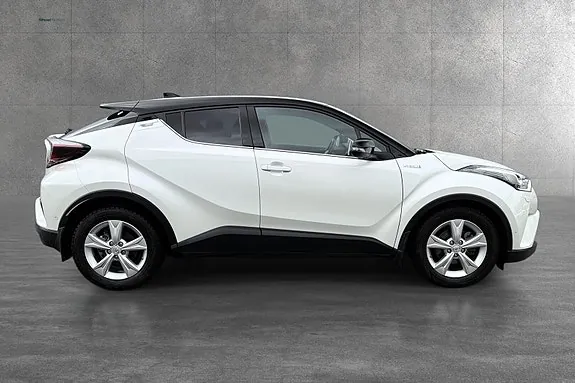 Toyota C-Hr 2018 photo 4