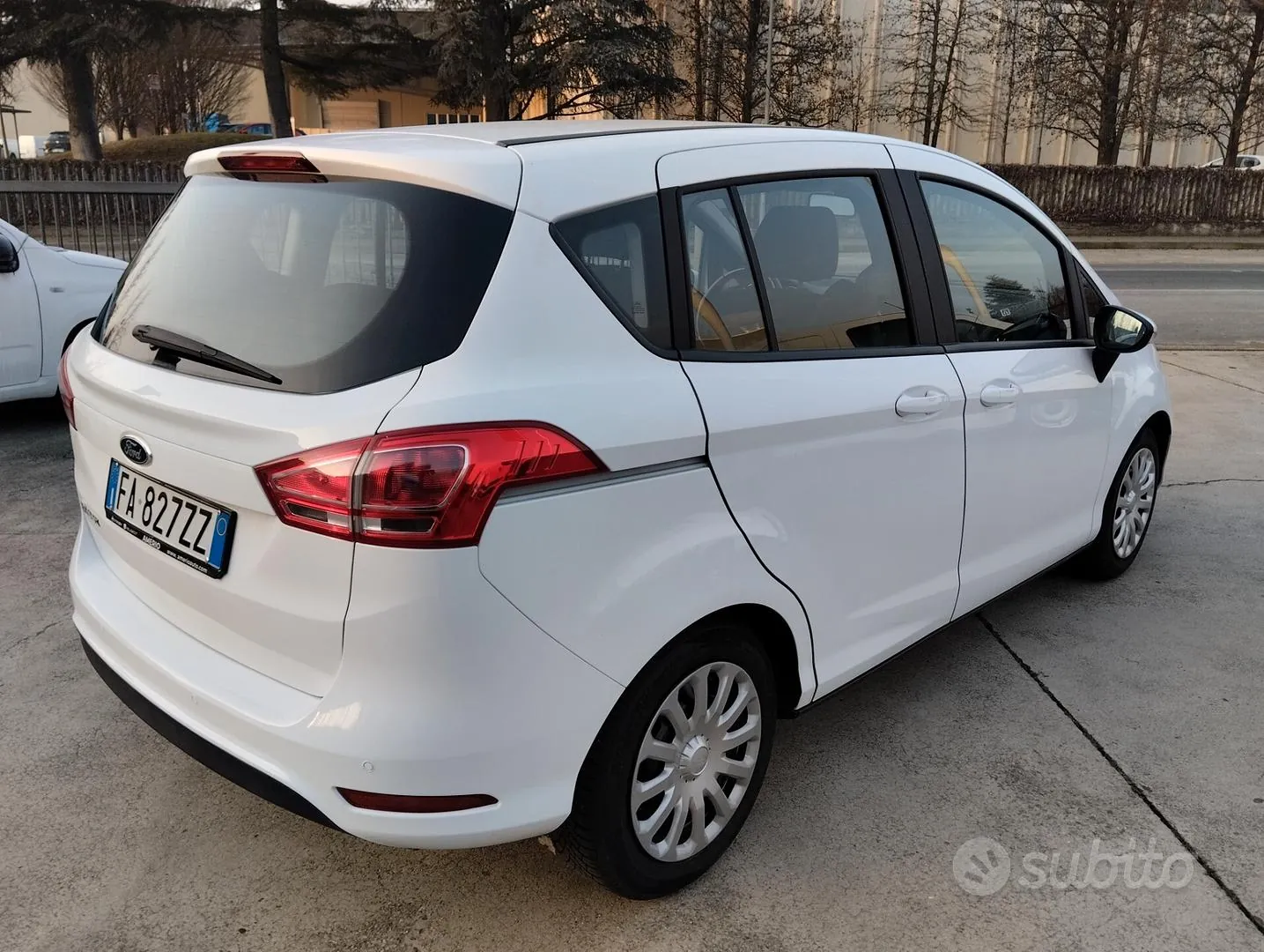 Ford B-Max 2015 photo 4
