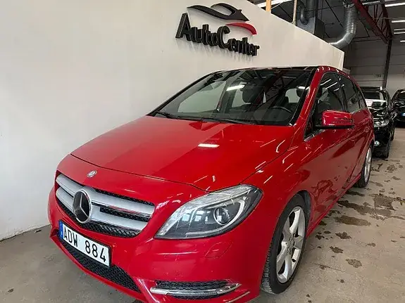 Mercedes-Benz B 180