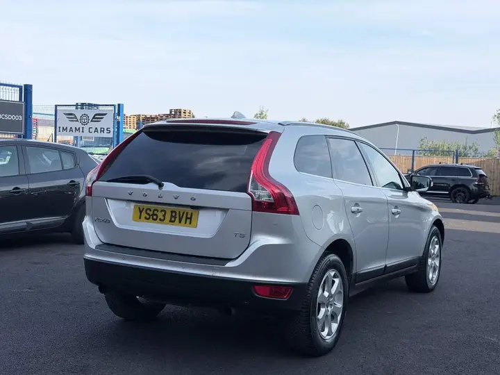 Volvo Xc60 2020 photo 5