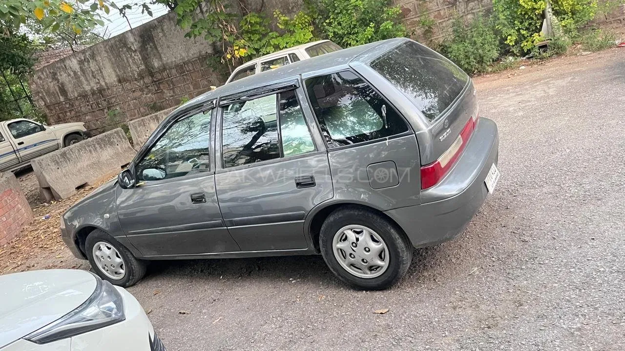 Suzuki Cultus