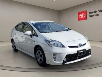 Toyota Prius 2014 photo 2
