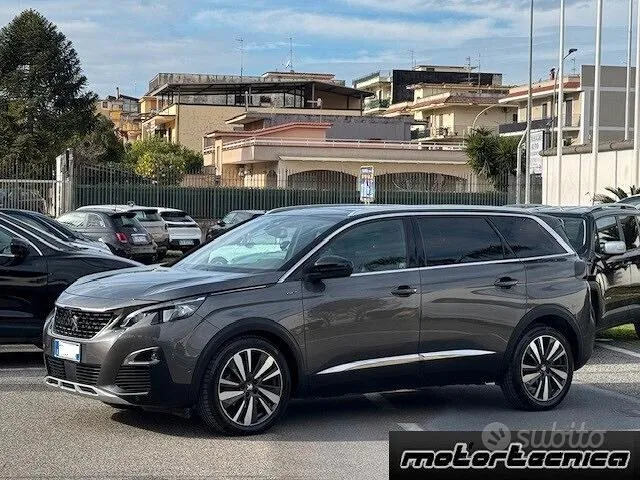 Peugeot 5008 2020 photo 4
