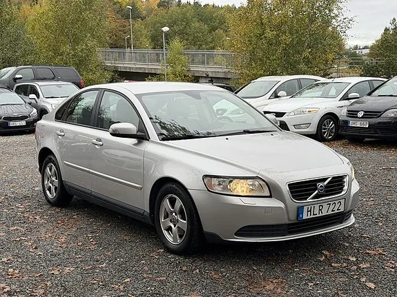 Volvo S40 2009 photo 2