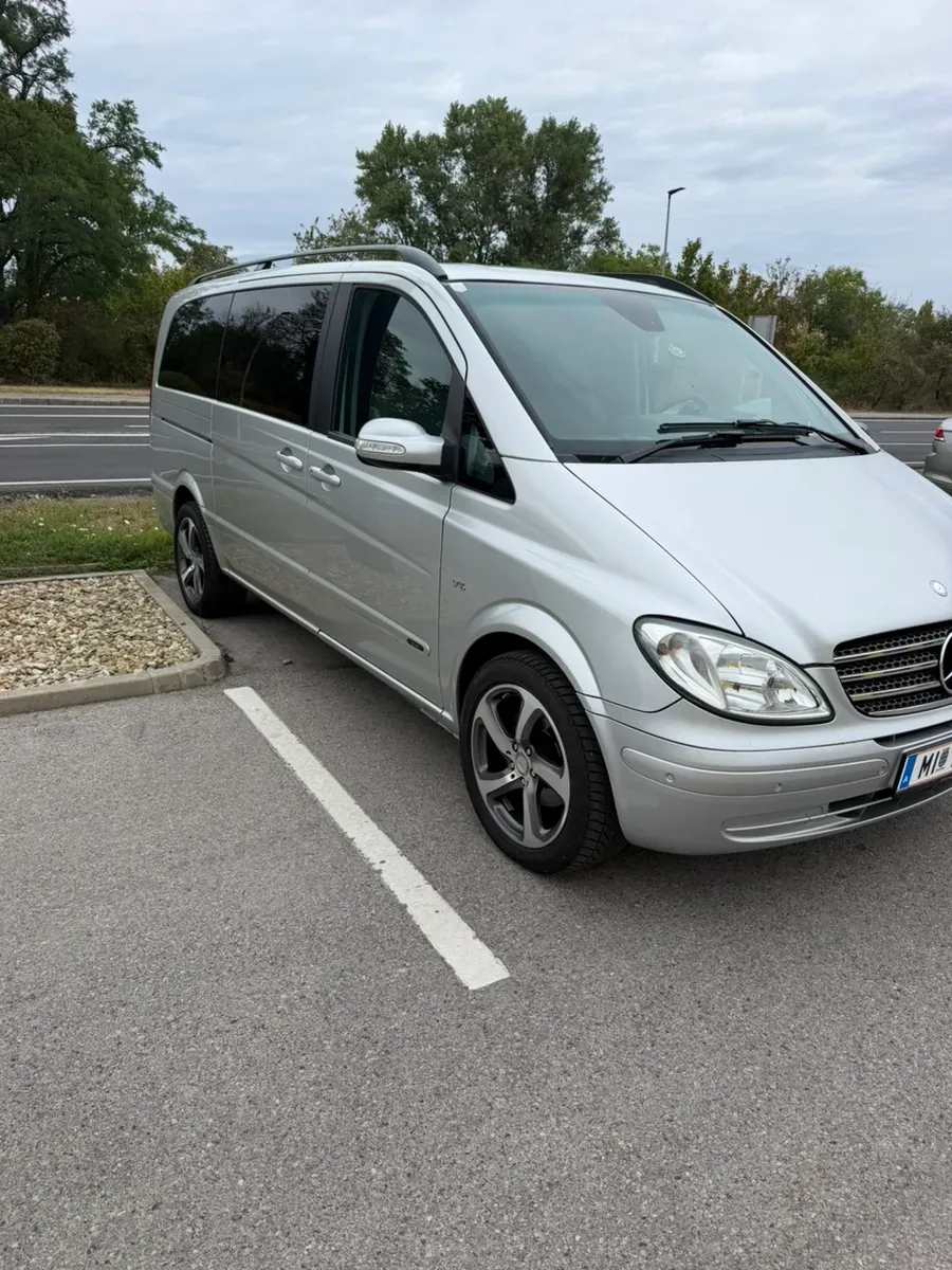 Mercedes-Benz Viano 2008 photo 2