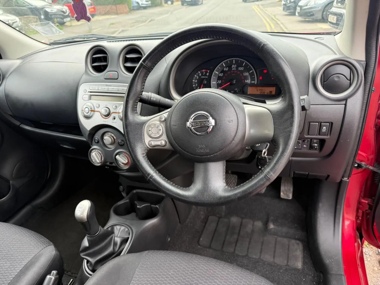 Nissan Micra 2013 photo 5